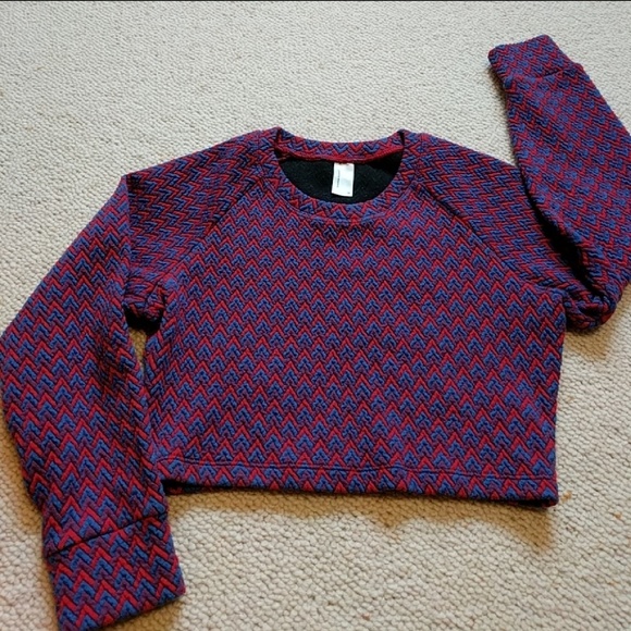 🌺American Apparel crop top sweater🌺 - Picture 2 of 6